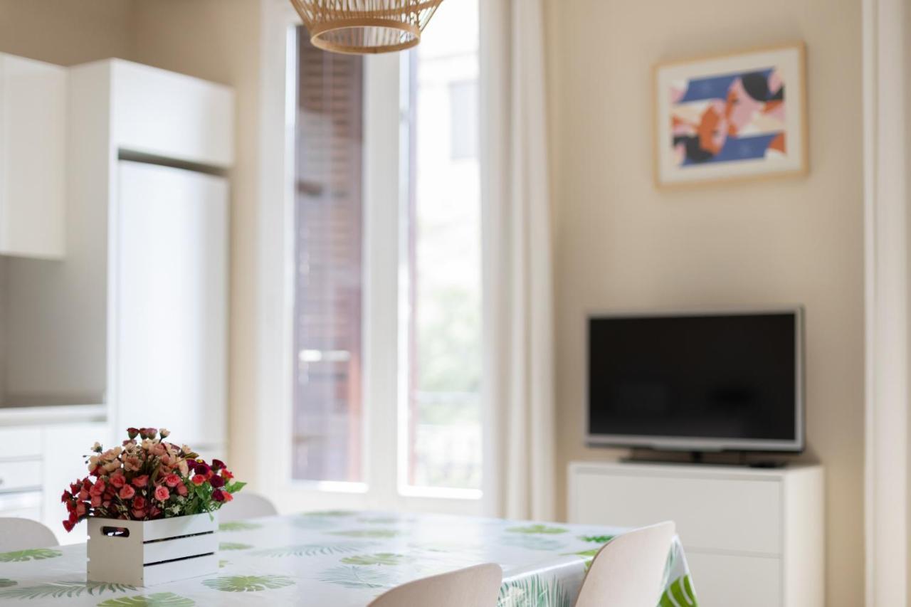 Aparteasy - Family 4-Bedroom Apartment Barcelona Exterior foto